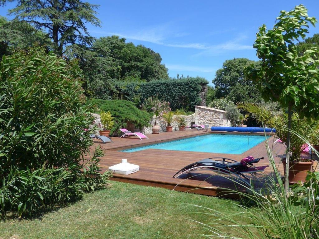 Le Chateau Des Estubiers Bed & Breakfast Serignan-du-Comtat Room photo